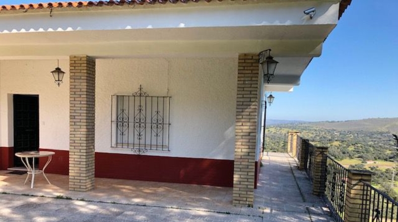 Sevilla - El Castillo de las Guardas - 18000m2