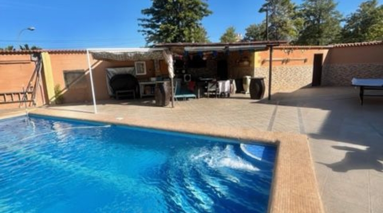 Sevilla - Dos Hermanas - 700m2