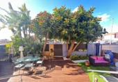 Дом с участком на продажу в городе Cambrils. Фото