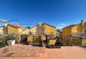 Дом с участком на продажу в городе Cambrils. Фото
