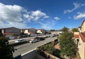 Дом с участком на продажу в городе Cambrils. Фото