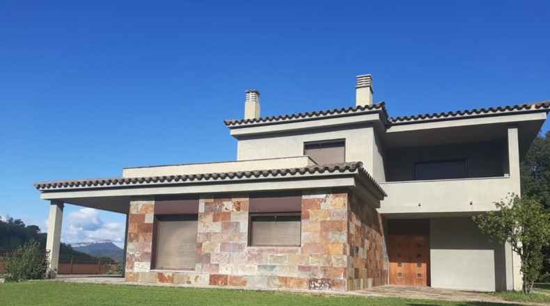 Gerona - Bescanó - 1500m2
