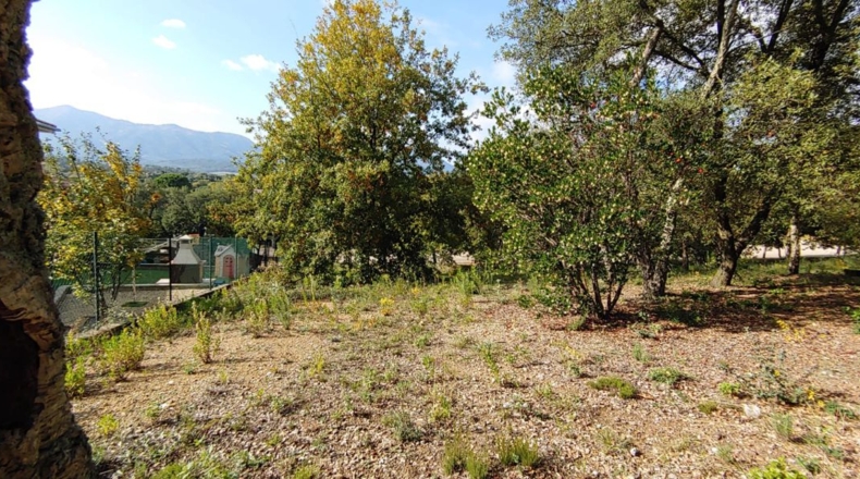 Gerona - Bescanó - 860m2