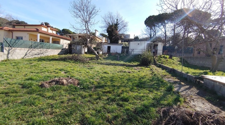 Gerona - Caldas de Malavella - 734m2