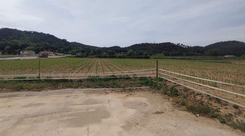 Gerona - Bescanó - 2357m2