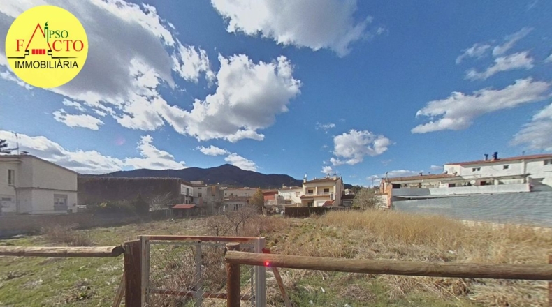 Gerona - la Cellera de Ter - 1200m2