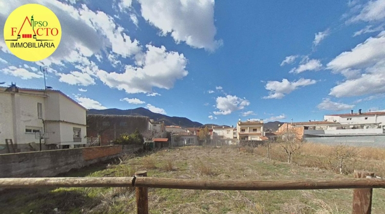 Gerona - la Cellera de Ter - 1200m2