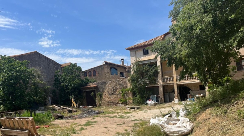 Girona - Sant Joan de Mollet - 1000m2