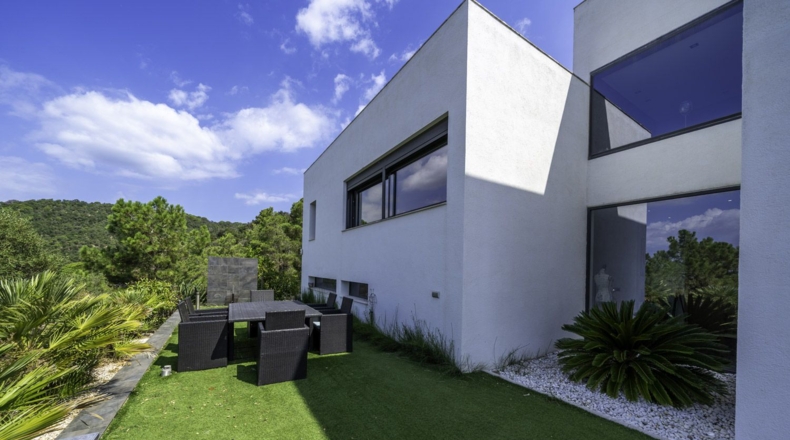Жирона - Lloret de Mar - 1173m2