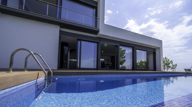 Жирона - Lloret de Mar - 1173m2