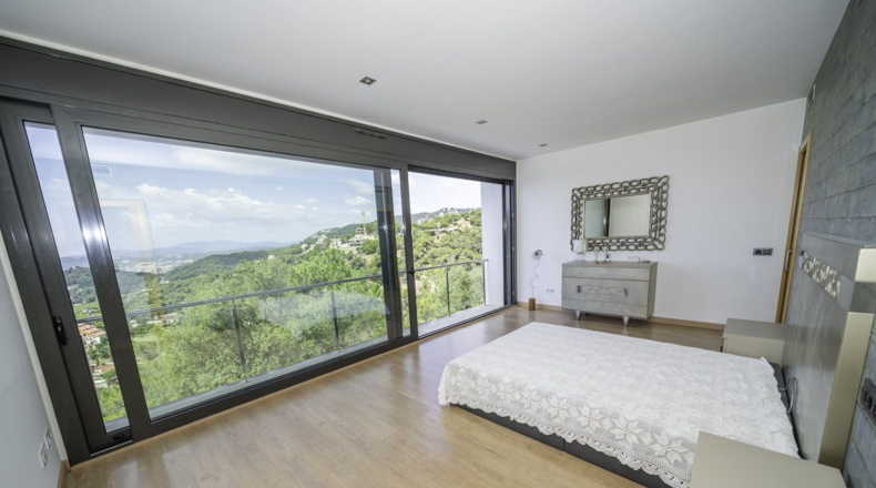 Жирона - Lloret de Mar - 1173m2