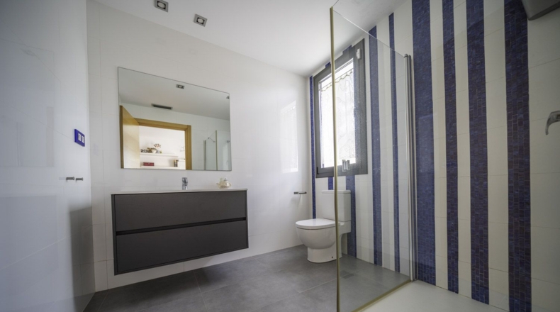Жирона - Lloret de Mar - 1173m2