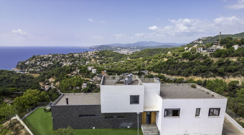Жирона - Lloret de Mar - 1173m2
