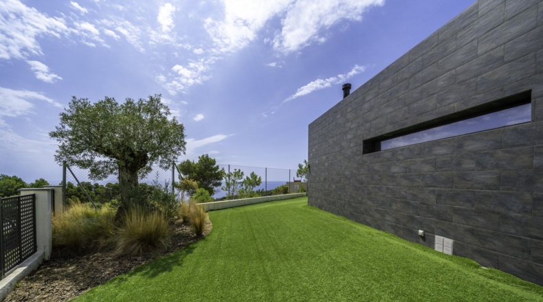 Жирона - Lloret de Mar - 1173m2