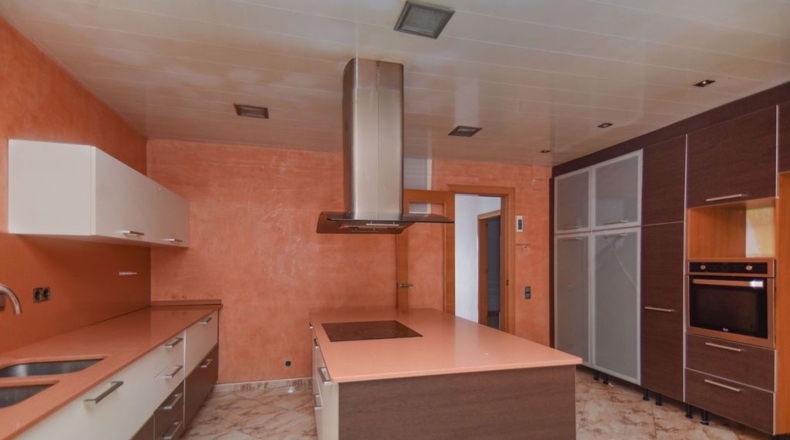 Barcelona - Pineda de Mar - 600m2
