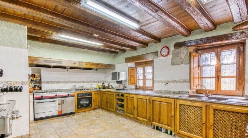 Barcelona - Berga - 50000m2