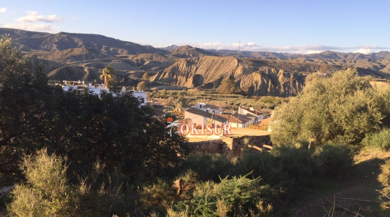 Almería - La Huelga - 2800m2