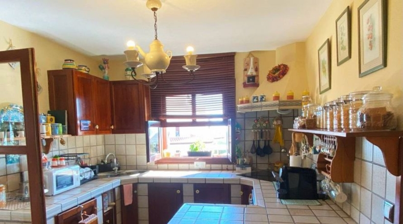 Almeria - El Palmeral - 360m2