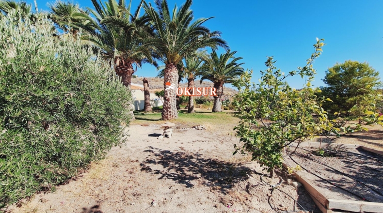 Almeria - Las Marinas - 1723m2