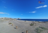 Xalet independent amb terreny en venda a Granadilla de Abona ref.: TR372556 foto