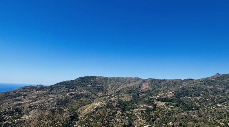 Granada - Almuñécar - 13700m2