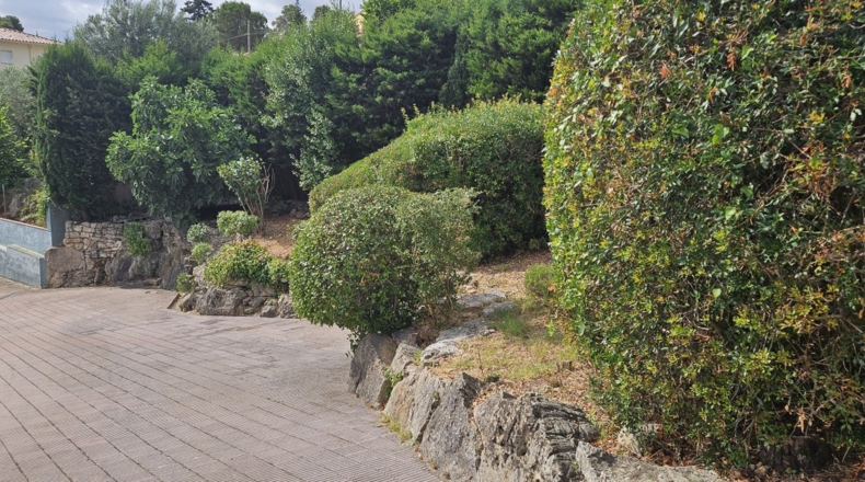 Barcelona - Corbera de Llobregat - 1850m2
