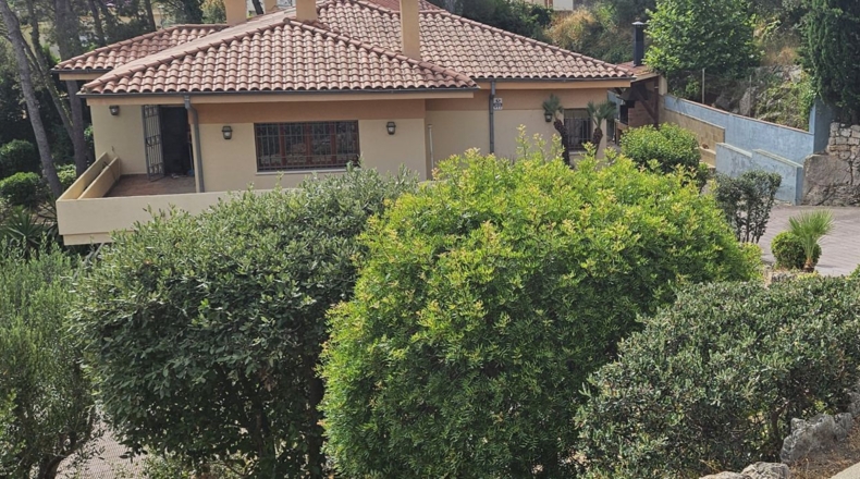 Barcelona - Corbera de Llobregat - 1850m2