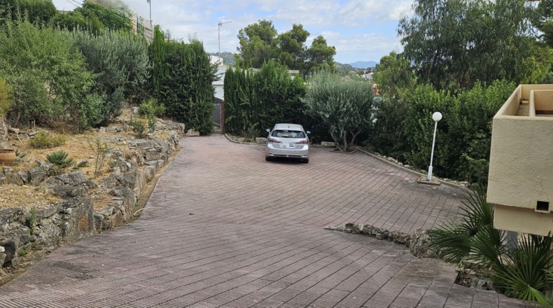Barcelona - Corbera de Llobregat - 1850m2