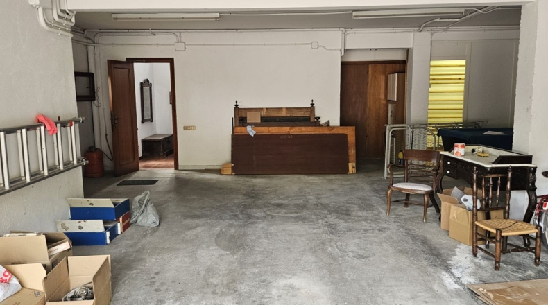 Barcelona - Corbera de Llobregat - 1850m2