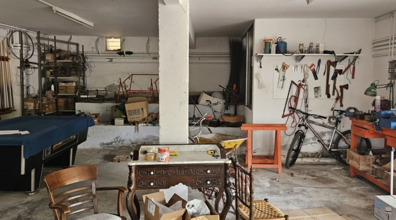 Barcelona - Corbera de Llobregat - 1850m2