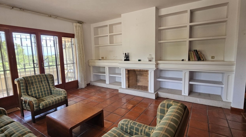 Barcelona - Corbera de Llobregat - 1850m2