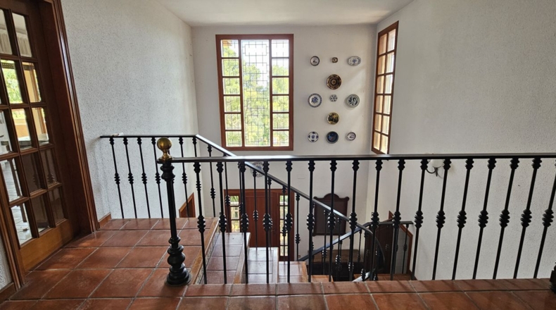 Barcelona - Corbera de Llobregat - 1850m2