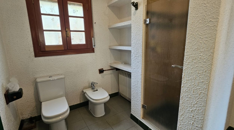 Barcelona - Corbera de Llobregat - 1850m2