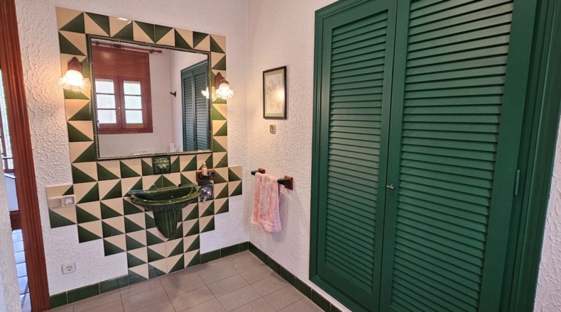 Barcelona - Corbera de Llobregat - 1850m2