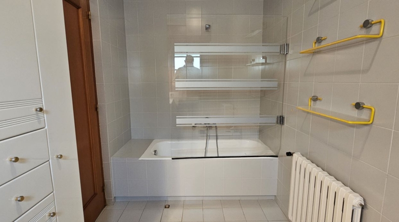 Barcelona - Corbera de Llobregat - 1850m2