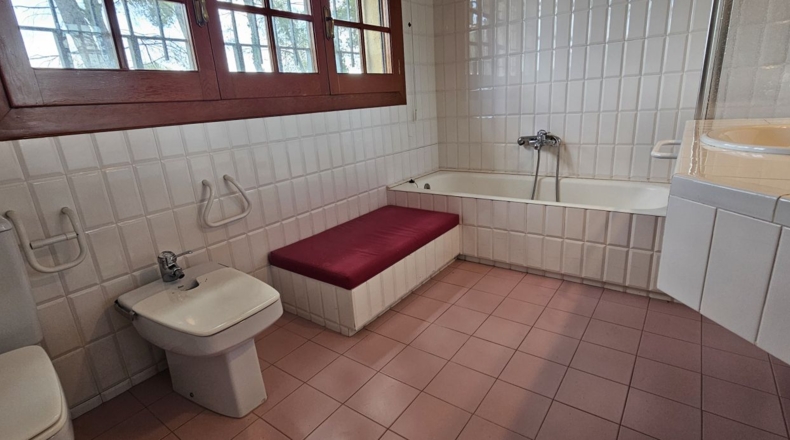 Barcelona - Corbera de Llobregat - 1850m2