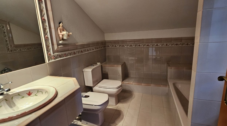 Barcelona - Corbera de Llobregat - 1850m2