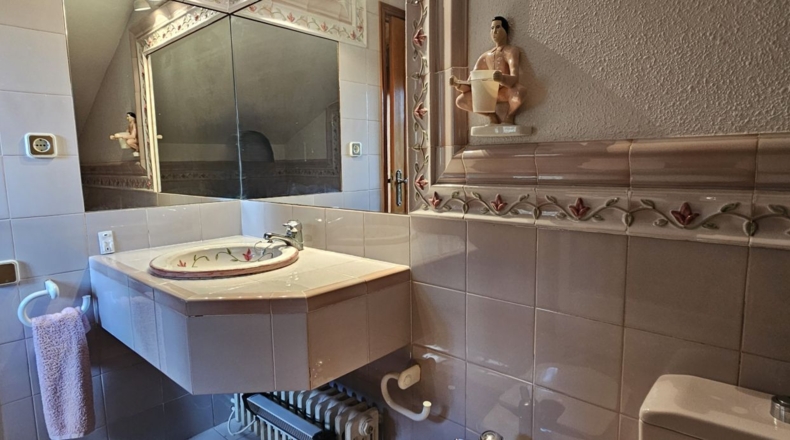 Barcelona - Corbera de Llobregat - 1850m2