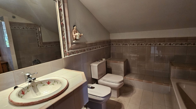 Barcelona - Corbera de Llobregat - 1850m2