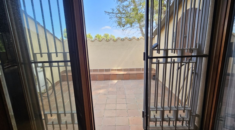 Barcelona - Corbera de Llobregat - 1850m2