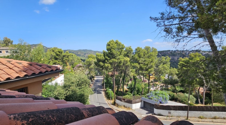 Barcelona - Corbera de Llobregat - 1850m2