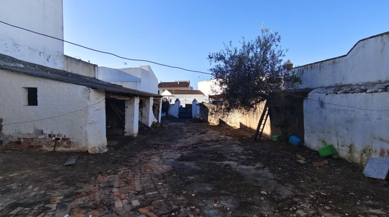 Huelva - Gibraleón - 685m2