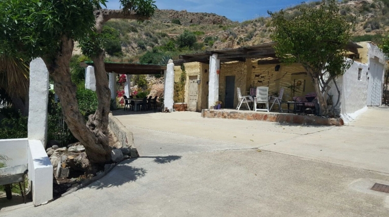 Almería - Los Mañas - 680m2