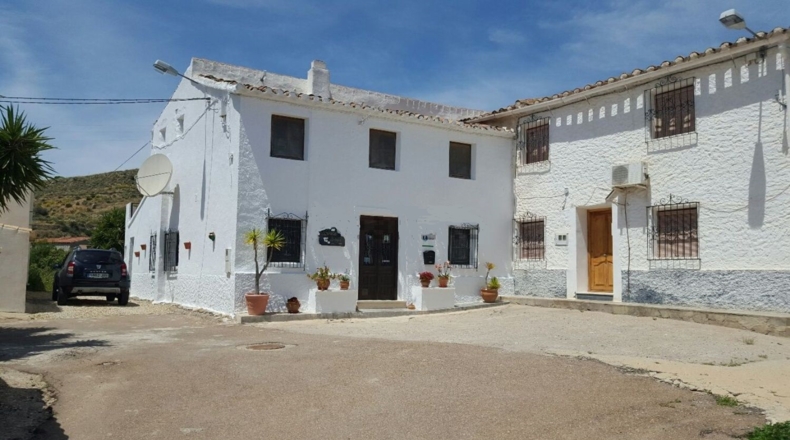 Almería - Los Mañas - 680m2