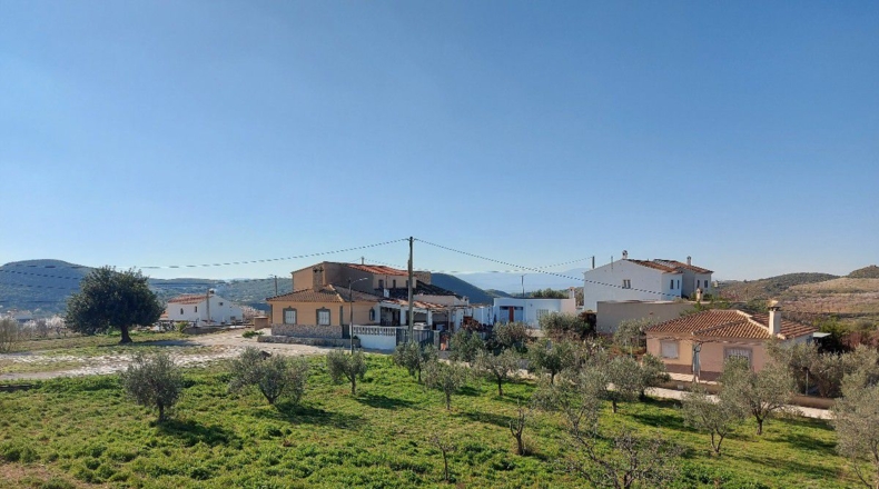Almería - La Mela - 2220m2