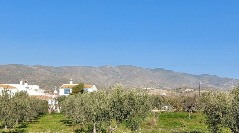 Almería - La Mela - 2220m2