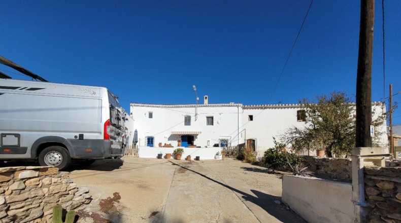 Almería - Los Andreses - 407m2