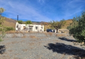 Casa de camp amb terreny en venda a la España, Senés, ref.: TR76183 foto