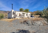 Casa de camp amb terreny en venda a la España, Senés, ref.: TR76183 foto
