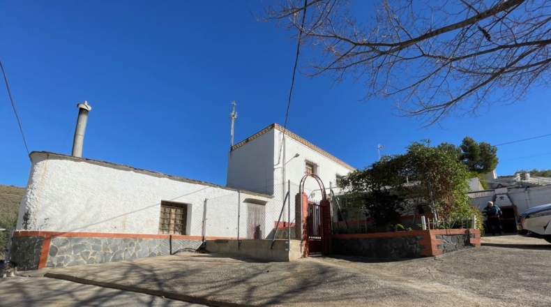 Almería - Senés - 5500m2